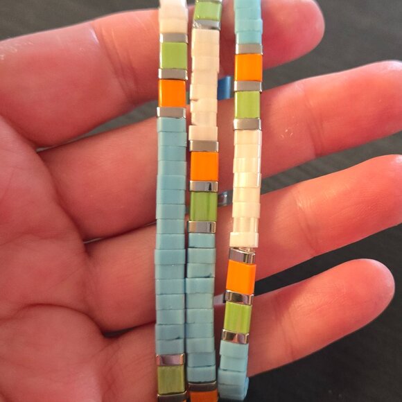 Colorful Beaded Chicklet Bracelet Tila beads / Bracelet perles de Tila élastique - Picture 2 of 2